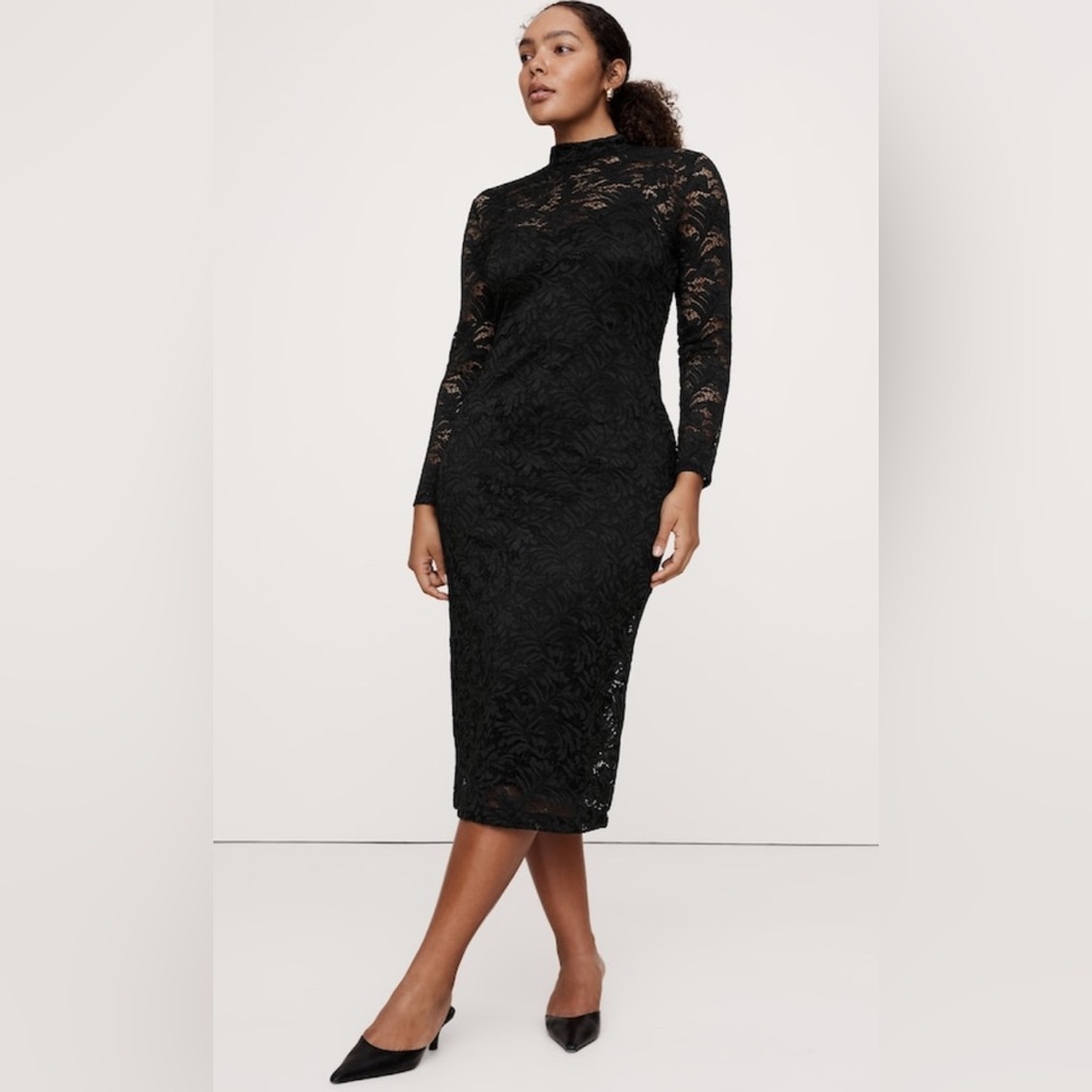 BANANA REPUBLIC LACE MIDI DRESS